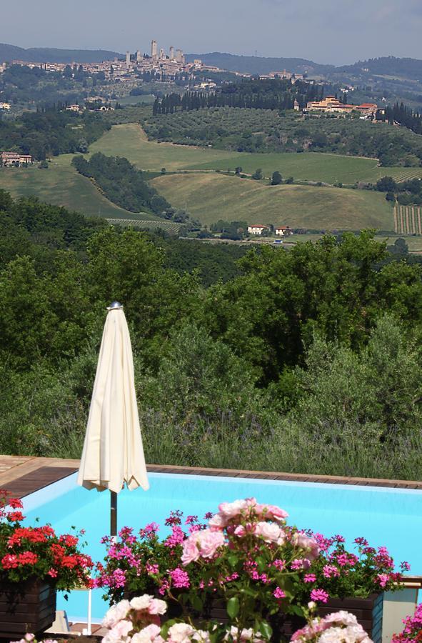 Podere Il Pino Поджибонси Екстериор снимка
